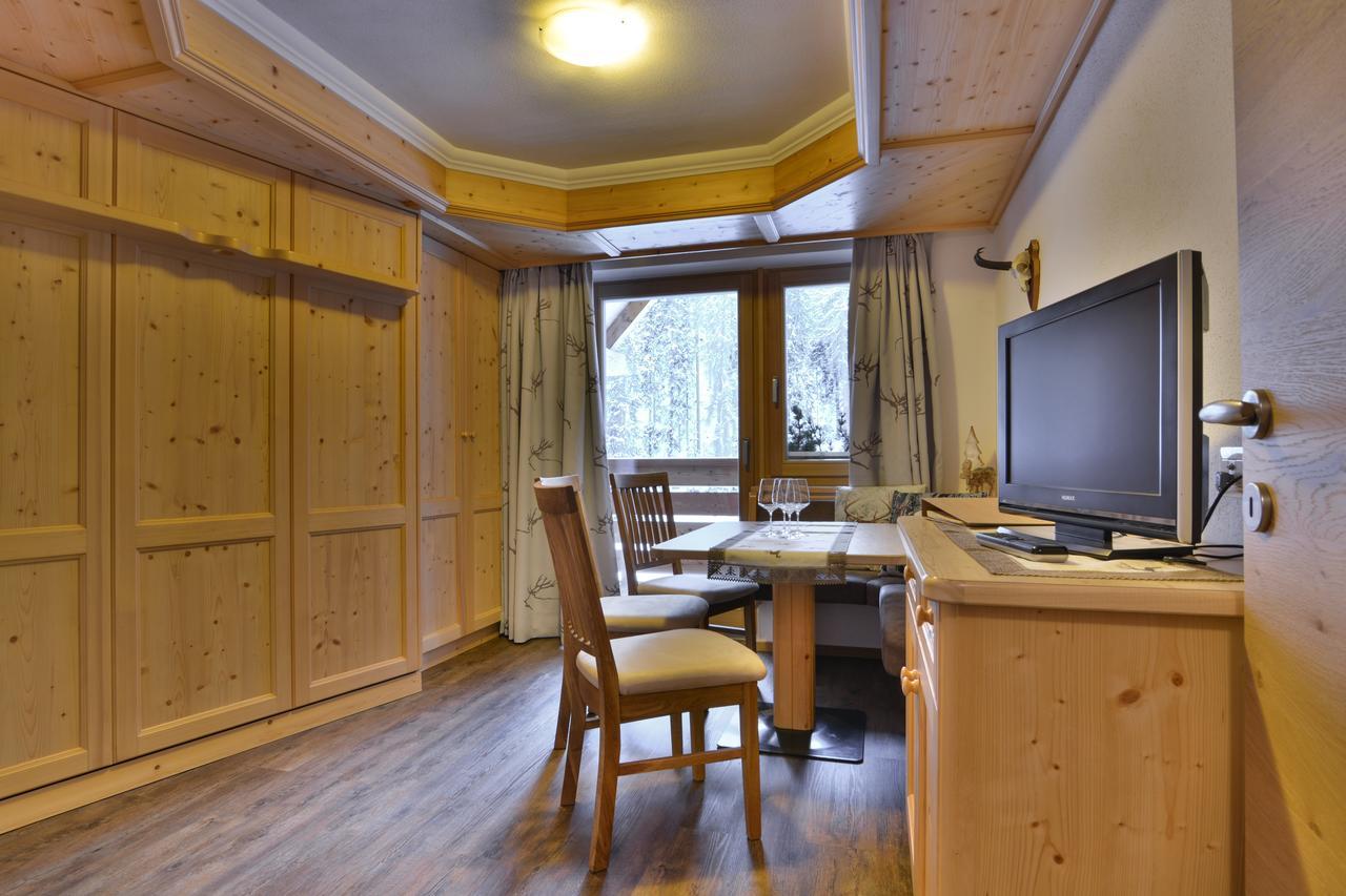 Residence Ciasa Vedla Badia  Buitenkant foto